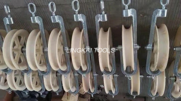 দড়ি টানার জন্য পুলি ব্লক অ্যান্টি লিফটিং স্বয়ংক্রিয় রিলিজ পুলি ধরে রাখুন