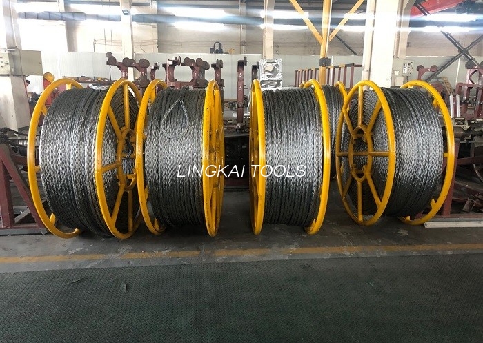 4 কন্ডাক্টর স্ট্রিংিংয়ের জন্য 24 মিমি অ্যান্টি টুইস্টিং ব্রেইডেড স্টিলের তারের দড়ি